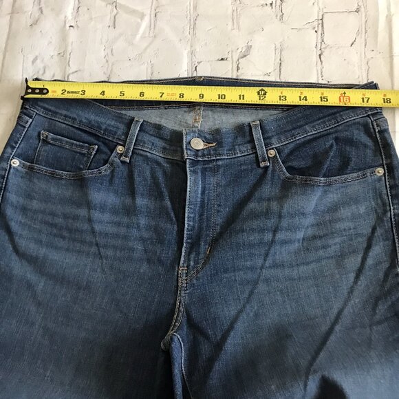 Levi's Classic Bootcut Jeans Women's Size 14 Dark Wash 32x32 - Picture 4 of 7